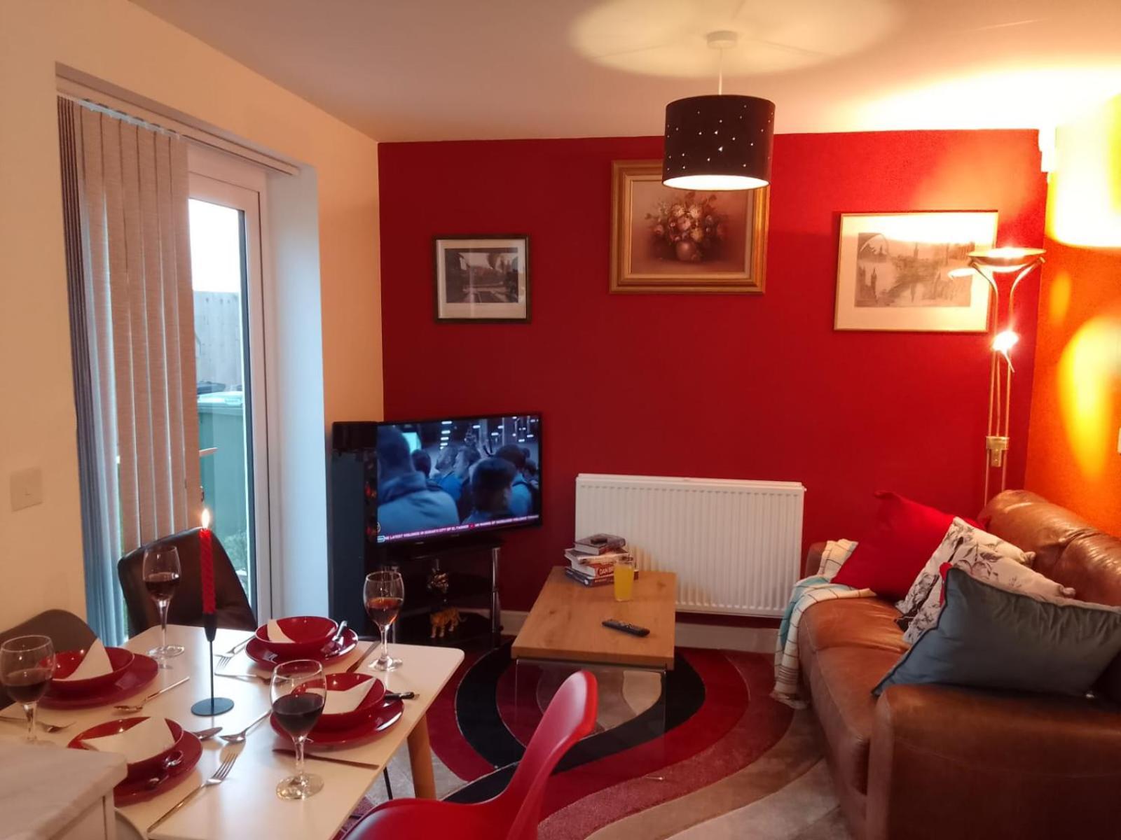 Cosy Stay In Walsall By Ideal Home Bloxwich Ngoại thất bức ảnh