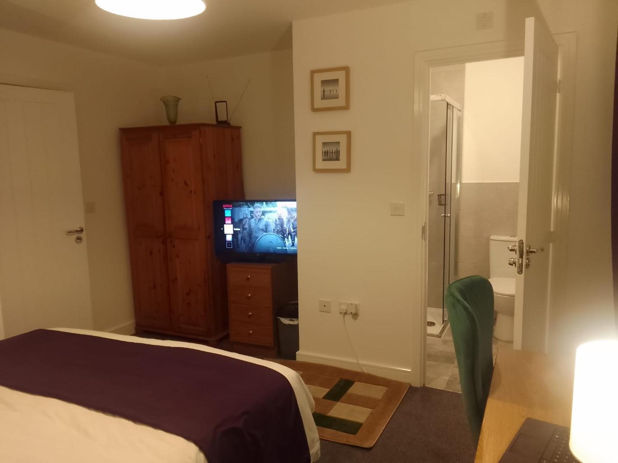 Cosy Stay In Walsall By Ideal Home Bloxwich Ngoại thất bức ảnh