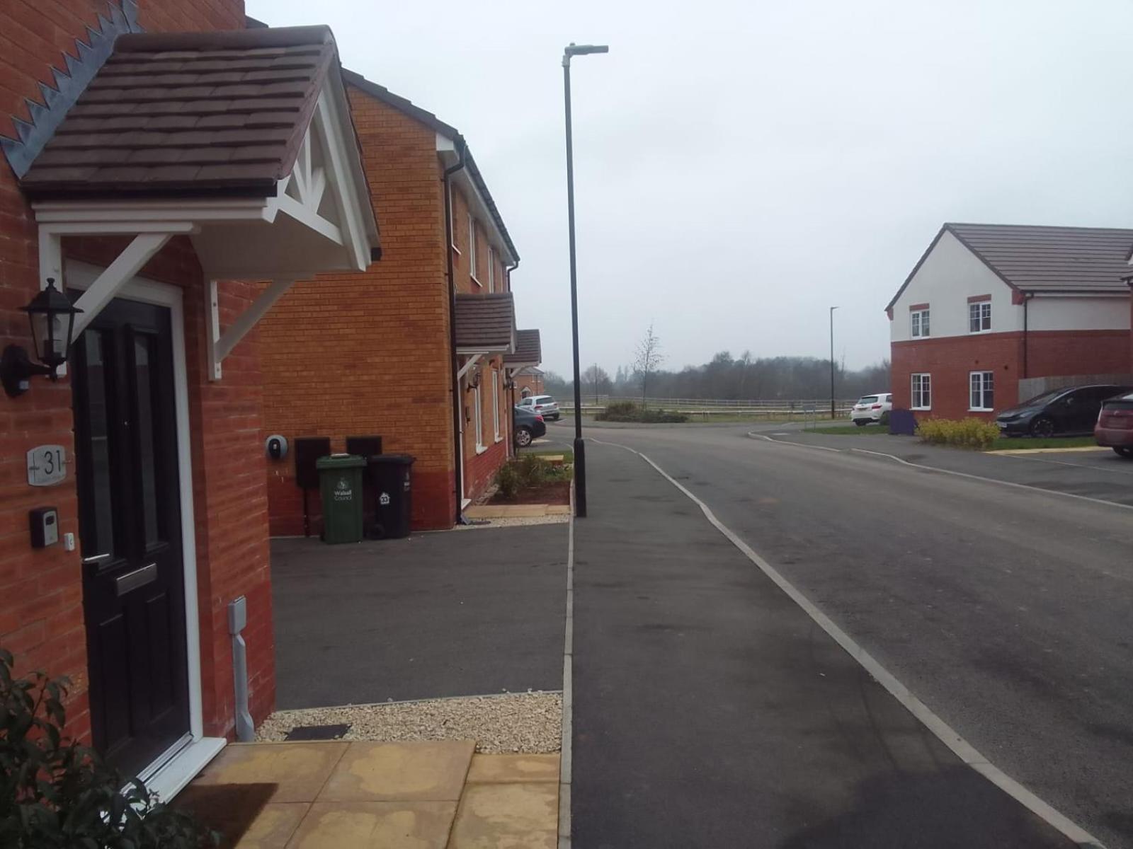 Cosy Stay In Walsall By Ideal Home Bloxwich Ngoại thất bức ảnh