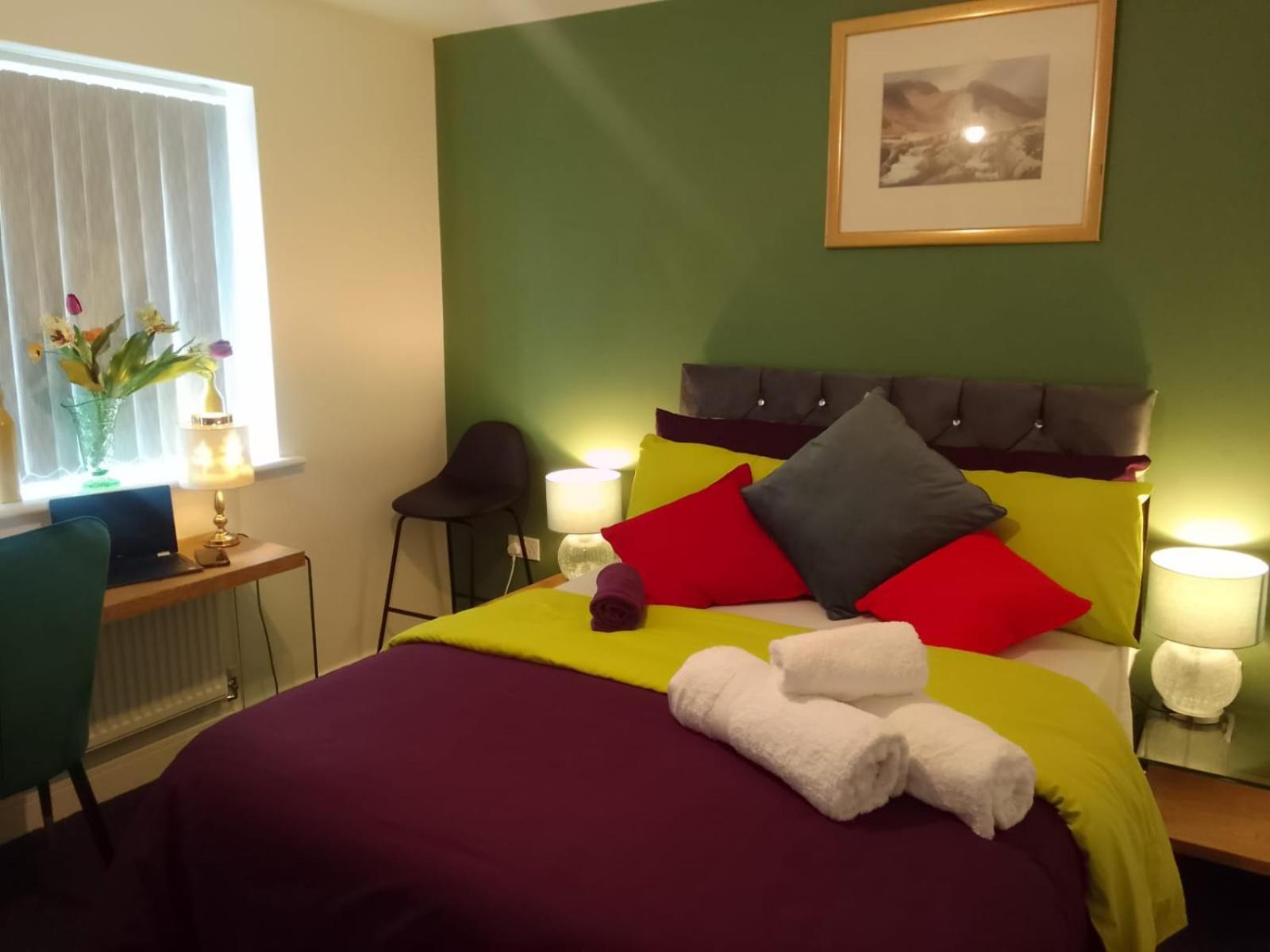 Cosy Stay In Walsall By Ideal Home Bloxwich Ngoại thất bức ảnh