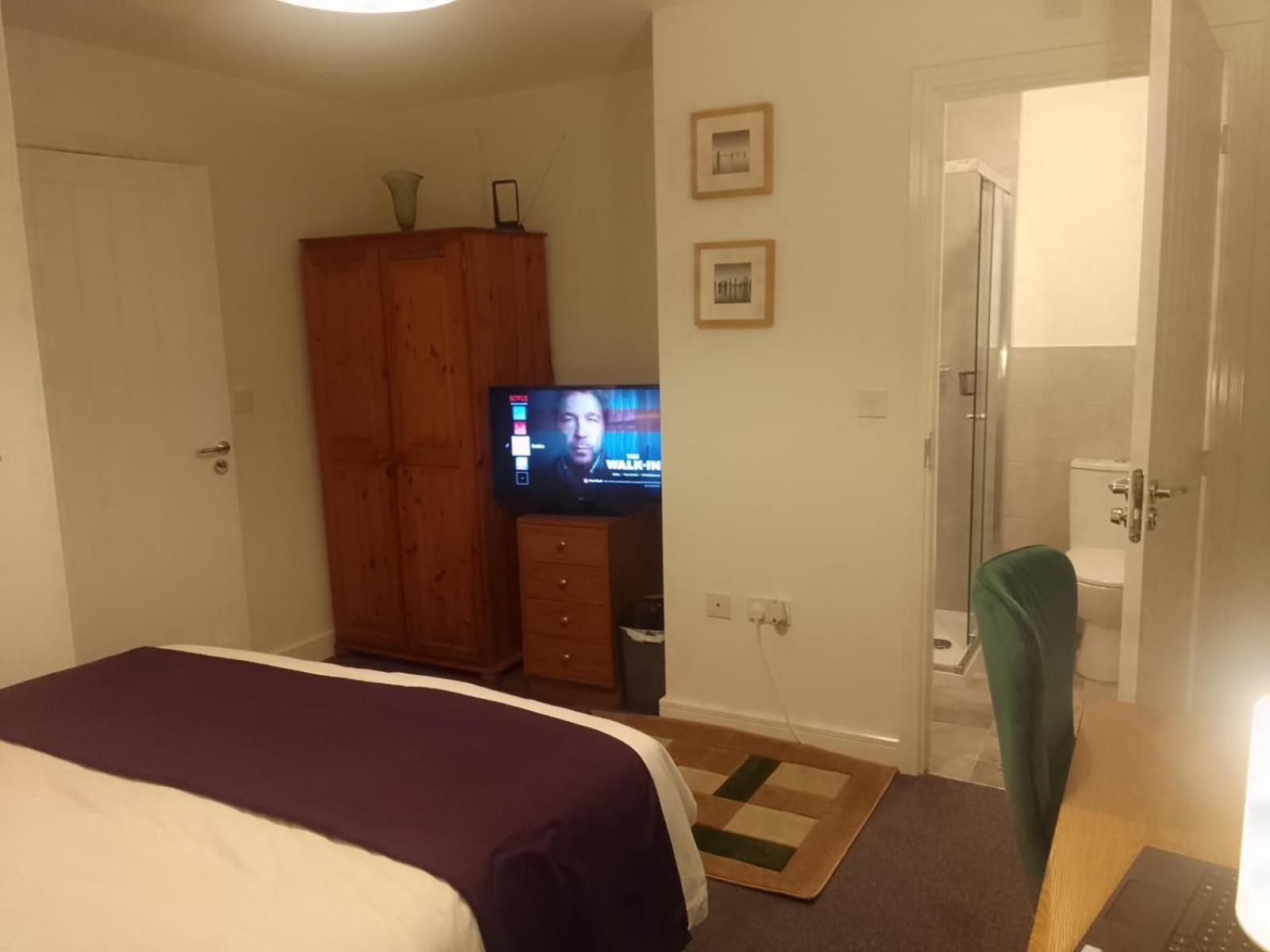 Cosy Stay In Walsall By Ideal Home Bloxwich Ngoại thất bức ảnh